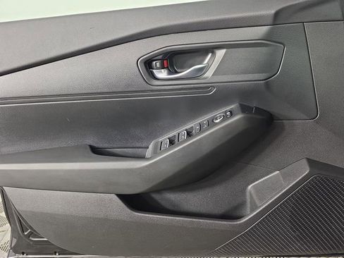 Used 2023 Honda Accord LX image 33