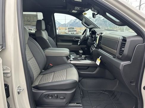 New 2026 Chevrolet Silverado 1500 ZR2 image 18