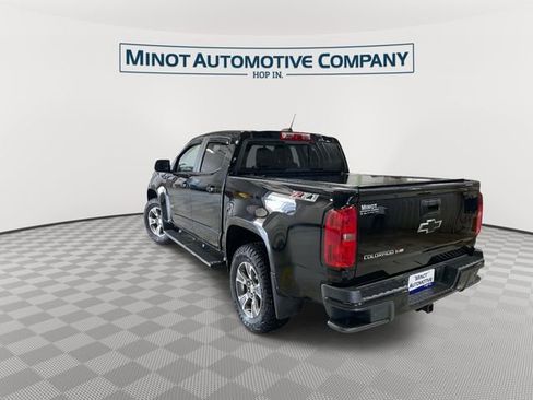 Used 2020 Chevrolet Colorado Z71 w/ LPO, Premium Interior Package AWD/4WD image 6