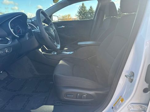 Used 2022 Chevrolet Malibu LS image 10