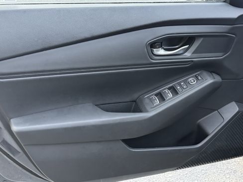 Used 2025 Honda Accord SE image 4