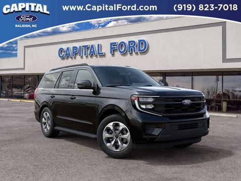 New 2027 Ford Expedition Active RWD image 4