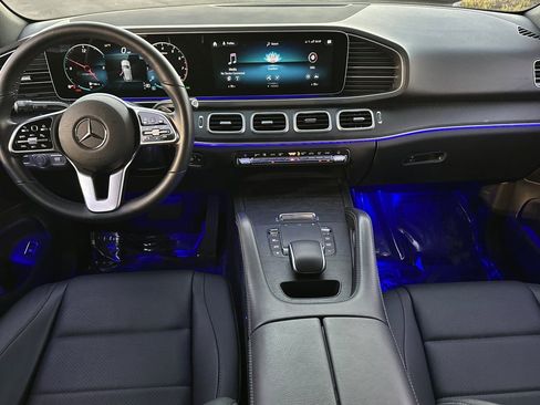 Certified 2022 Mercedes-Benz GLE 350 4MATIC w/ Premium Package image 4