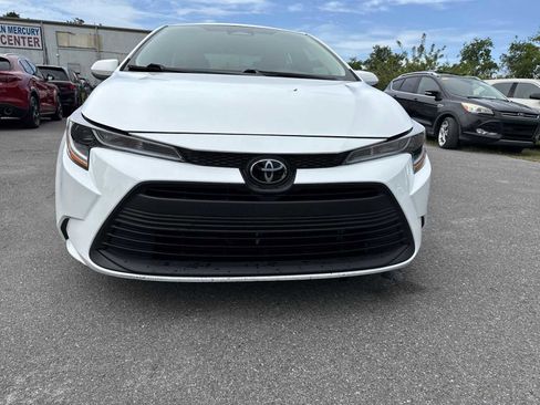 Used 2024 Toyota Corolla LE FWD image 9
