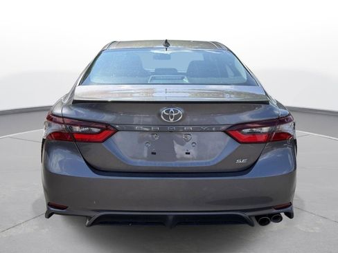 Used 2024 Toyota Camry SE w/ Cold Weather Package FWD image 7