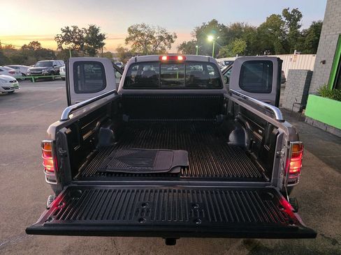 Used 2000 Toyota Tundra Limited image 39