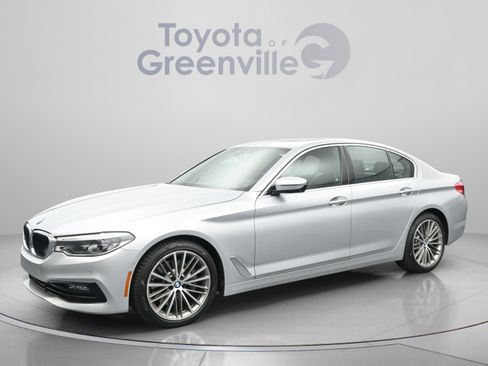 Used 2017 BMW 540i RWD image 1