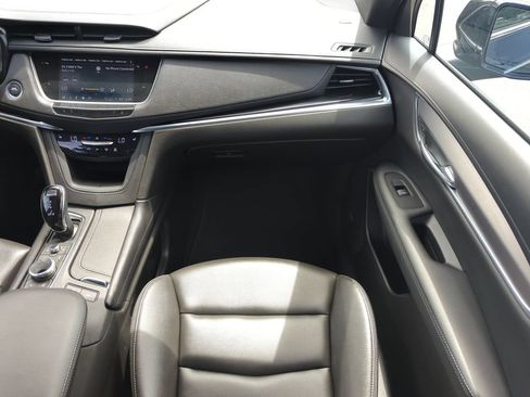 Used 2023 Cadillac XT6 Luxury FWD image 15