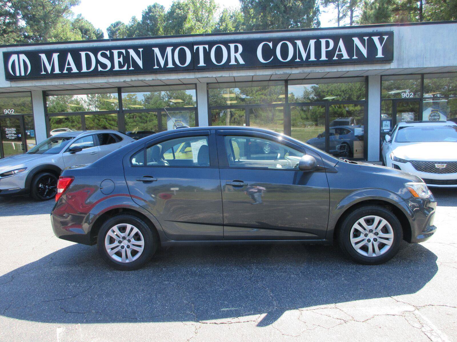 Used 2017 Chevrolet Sonic LS FWD image 4