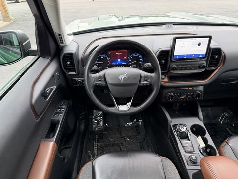 Used 2023 Ford Bronco Sport Outer Banks w/ Tech Package image 15