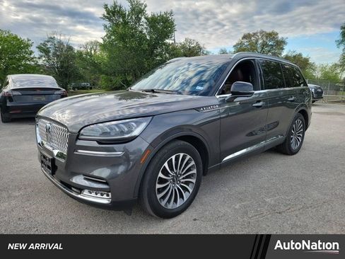 Used 2020 Lincoln Aviator Reserve w/ Elements Package Plus image 1