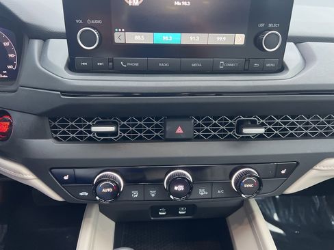 Used 2024 Honda Accord EX image 26