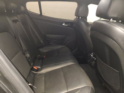 Used 2020 Kia Stinger GT-Line image 19