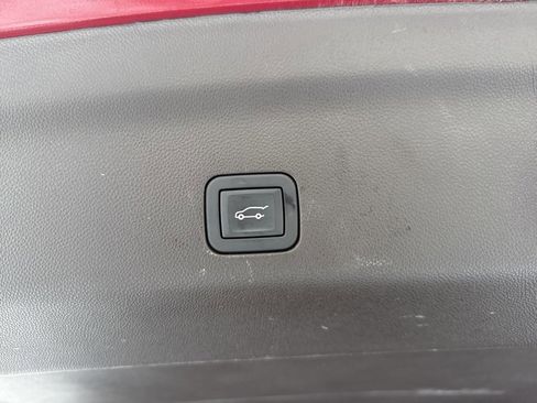 Used 2023 Chevrolet Tahoe LT w/ Luxury Package image 25