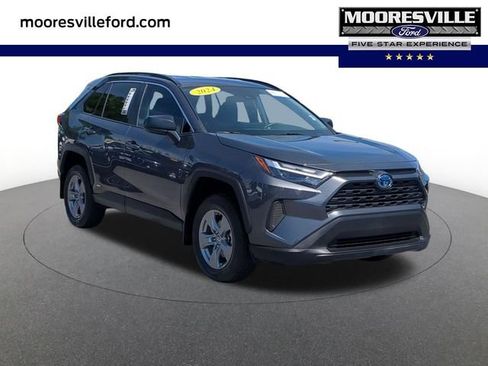 Used 2024 Toyota RAV4 LE AWD/4WD image 1