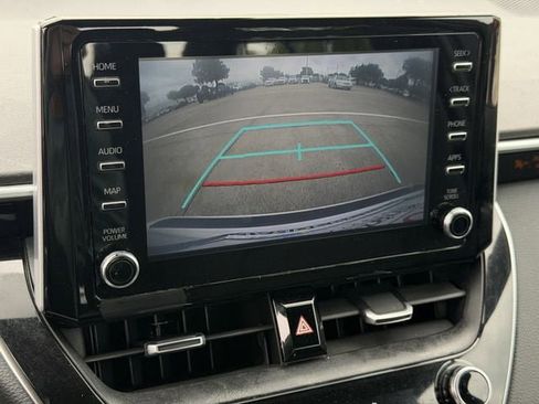 Used 2020 Toyota Corolla SE FWD image 18