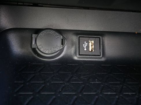 Certified 2025 Toyota RAV4 XLE AWD/4WD image 21