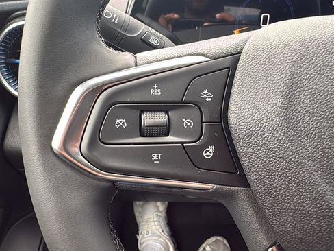 New 2026 Chevrolet Trax LT w/ Driver Confidence Package FWD image 18