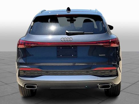 Certified 2025 Audi Q5 Premium Plus w/ Premium Plus image 3