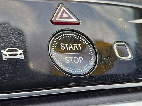 Used 2022 Mercedes-Benz EQS 580 4MATIC Sedan image 23