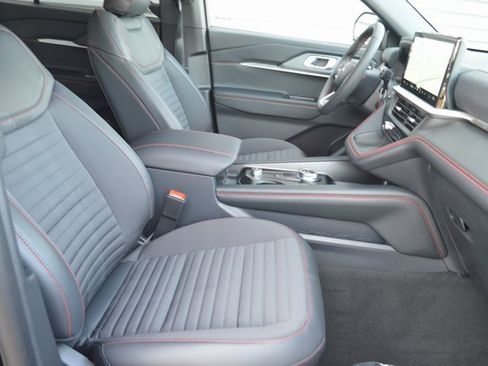 New 2026 Ford Explorer ST-Line image 32