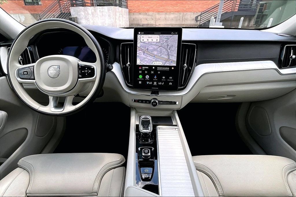 Certified 2026 Volvo XC60 B5 Ultra AWD/4WD image 20