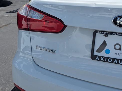 Used 2016 Kia Forte LX FWD image 5