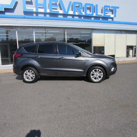 Used 2019 Ford Escape SEL FWD image 2