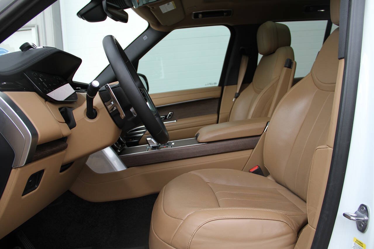 Used 2023 Land Rover Range Rover SE AWD/4WD image 12