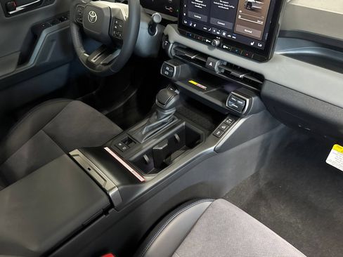 New 2026 Toyota RAV4 XSE AWD/4WD image 19