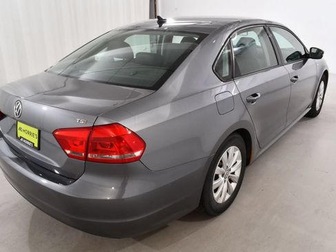 Used 2015 Volkswagen Passat 1.8T Wolfsburg Edition FWD image 11