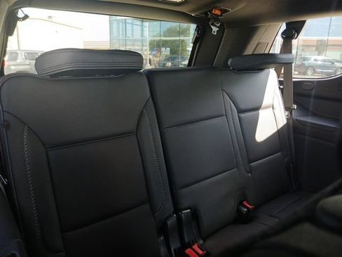 Used 2021 GMC Yukon Denali w/ Denali Ultimate Package AWD/4WD image 13