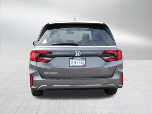 Certified 2026 Honda Odyssey EX-L image 6