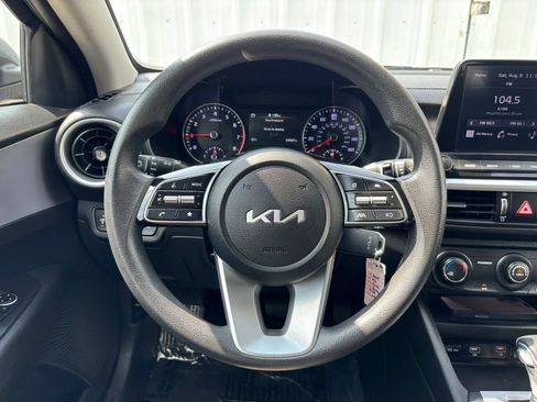 Used 2024 Kia Forte LXS FWD image 18