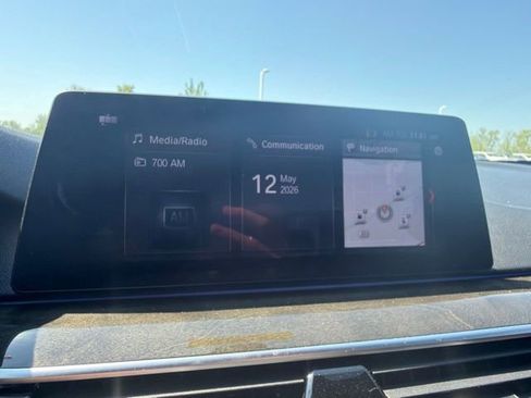 Used 2018 BMW 530e xDrive AWD/4WD image 31