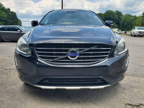Used 2015 Volvo XC60 T5 Premier w/ Proximity Package FWD image 2