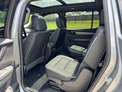 New 2025 Buick Enclave Sport Touring w/ Super Cruise Package image 21