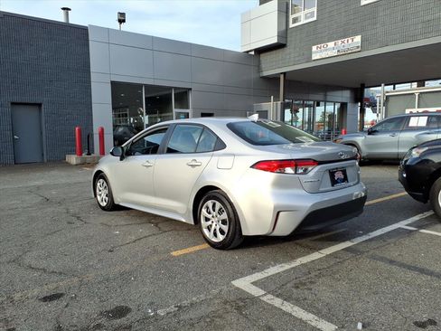 Certified 2023 Toyota Corolla LE image 4