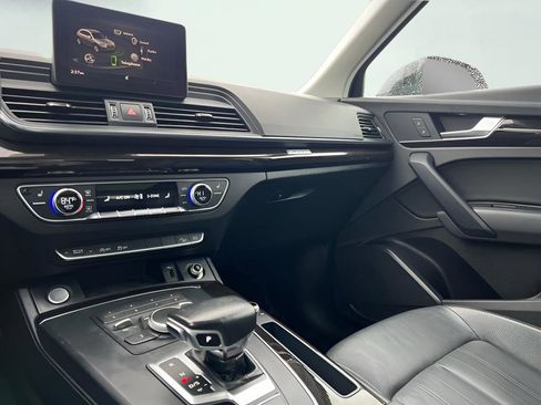 Used 2019 Audi Q5 2.0T Premium w/ Convenience Package image 33