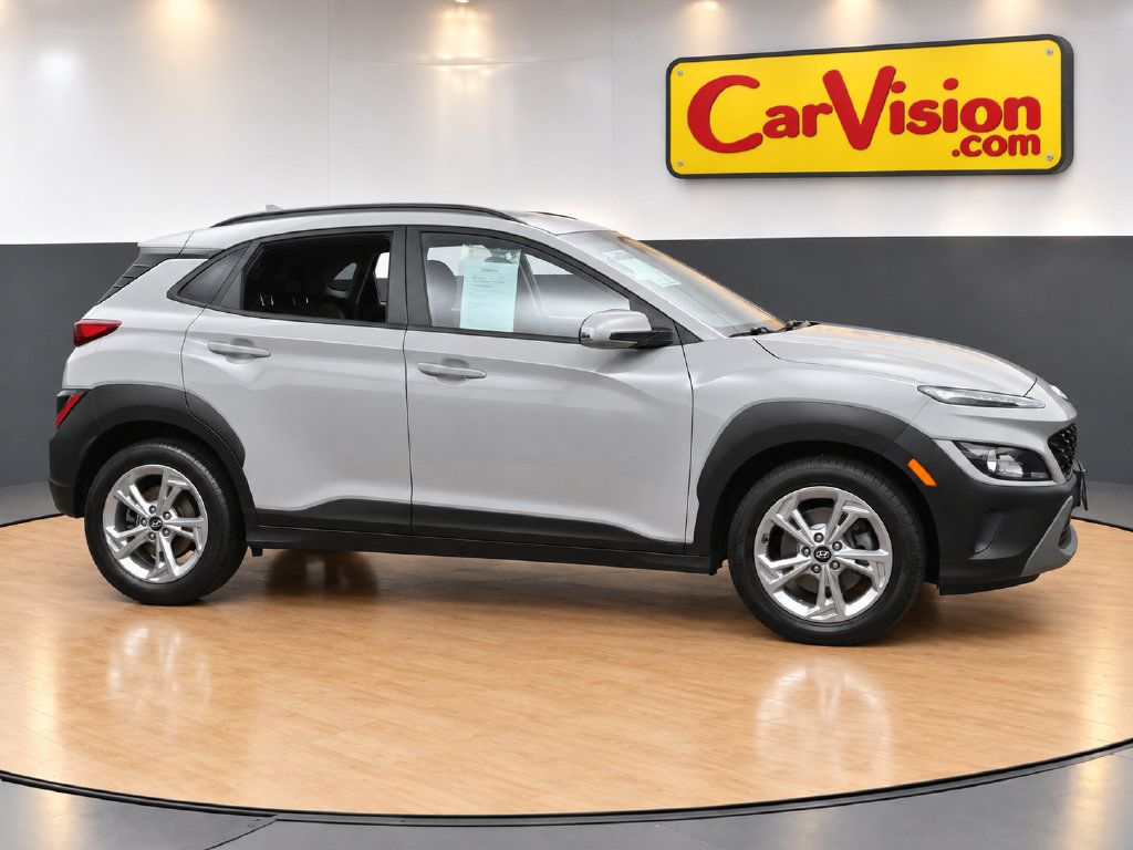 Used 2023 Hyundai Kona SEL w/ Convenience Package AWD/4WD image 5