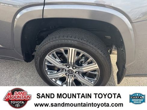 Used 2024 Toyota Sequoia Capstone image 10