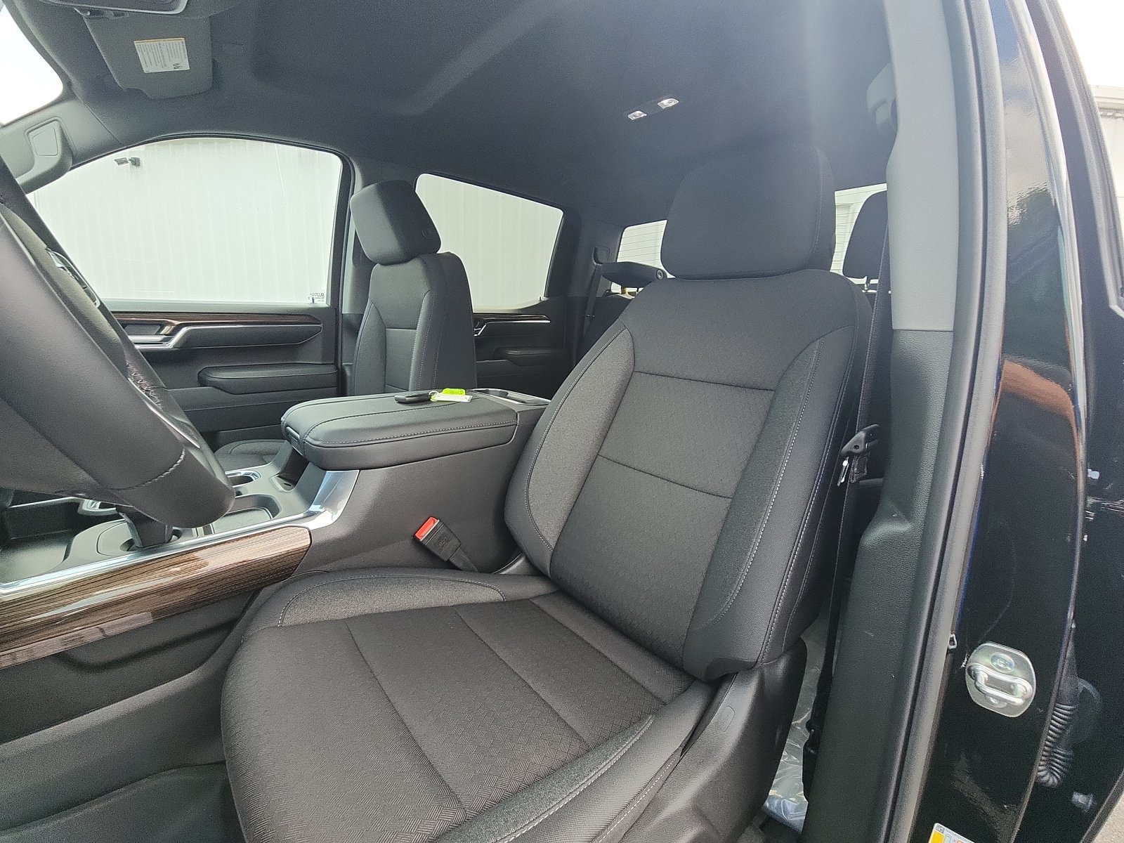 New 2026 Chevrolet Silverado 1500 RST w/ Z71 Off-Road Package AWD/4WD image 21