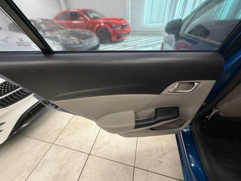 Used 2013 Honda Civic EX image 15