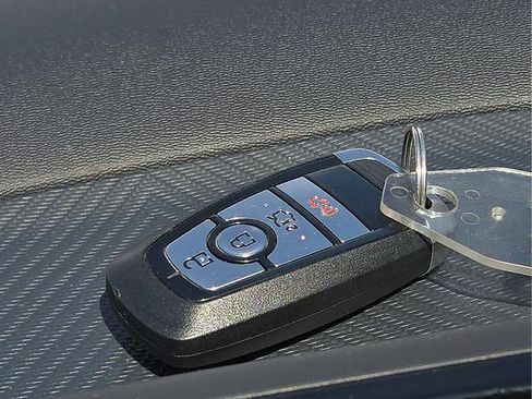 Used 2026 Ford Mustang Coupe RWD image 16