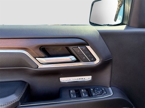 Used 2024 GMC Sierra 1500 Denali w/ Denali Reserve Package image 7