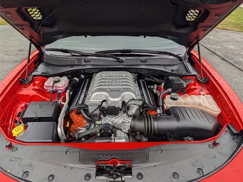 Used 2022 Dodge Charger SRT Hellcat w/ Harman/Kardon Audio Group image 9