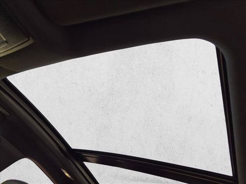 Used 2022 Acura RDX AWD image 16