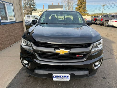 Used 2018 Chevrolet Colorado Z71 image 2