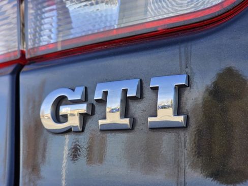 Used 2011 Volkswagen GTI 4-Door image 19