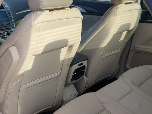 Used 2020 Lincoln MKZ Reserve w/ Elements Package image 17